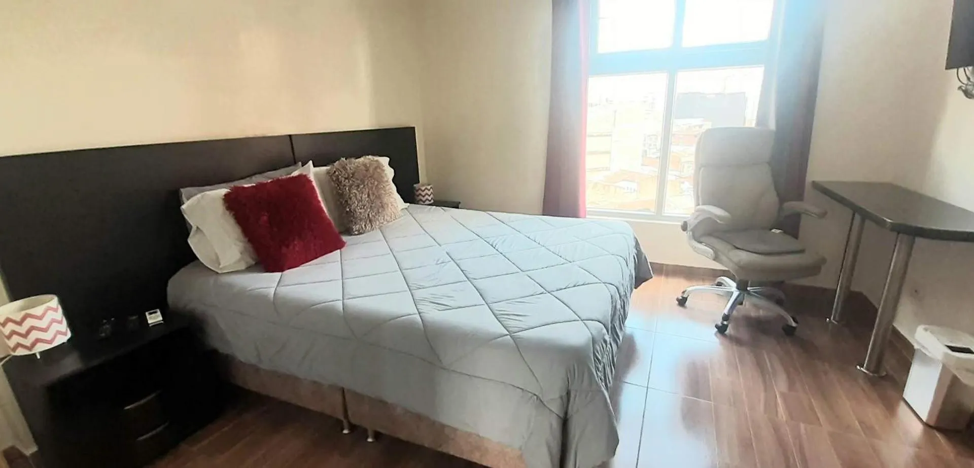 New Comfortable Laureles Apartment Great Location! Medellin