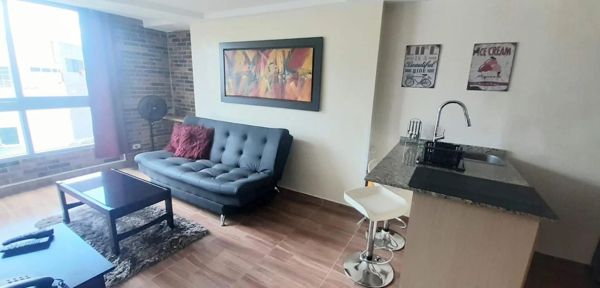 New Comfortable Laureles Apartment Great Location! Medellin
